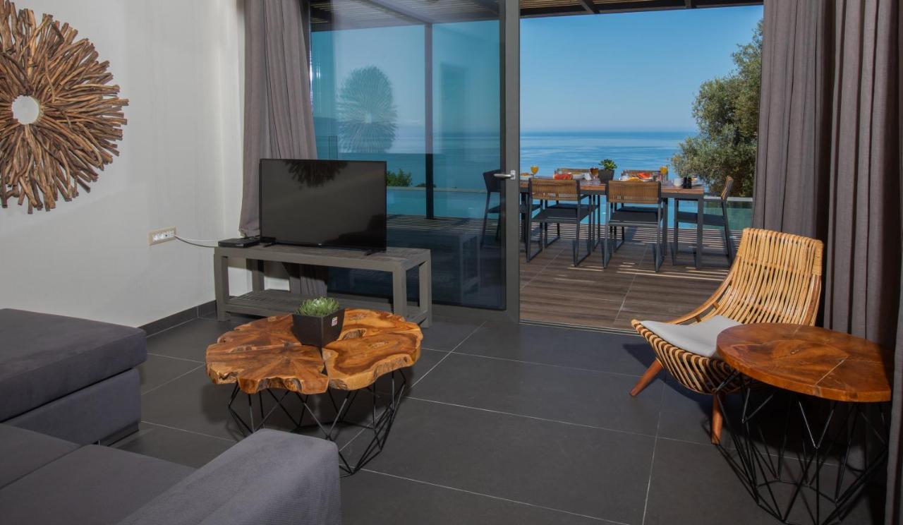 Brand New Villa Lefka With Private Pool At Platies Plateies Bagian luar foto